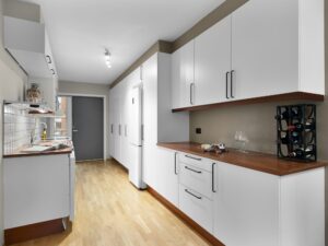Modern kitchen renovation completed in Pretoria by Xtreme Home Renovations